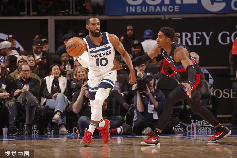 灵活应变的 灵活应变的